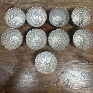 9 Vintage 1950s Aluminum Individual Swirl Jello Molds Baking Cooling Tins